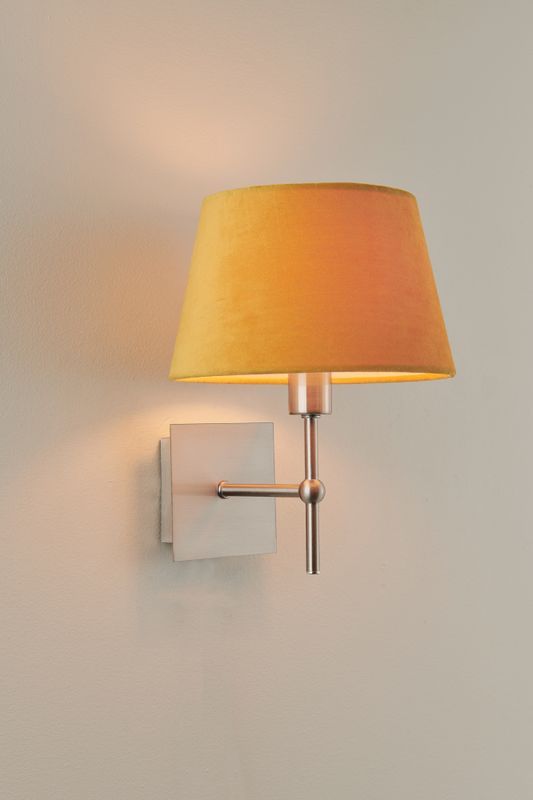 Vegglampe Remi u/skjerm stål 145x100 mm