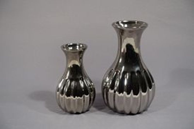 Vase i blank porselen 15 cm
